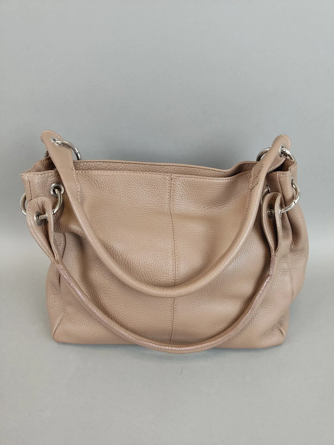 Handtasche aus Leder - taupe – Bild 2