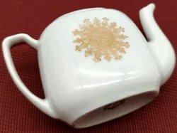 Porzellan-Kaffeekanne mit Servierplatte | Patinierter Charme - Bild 3