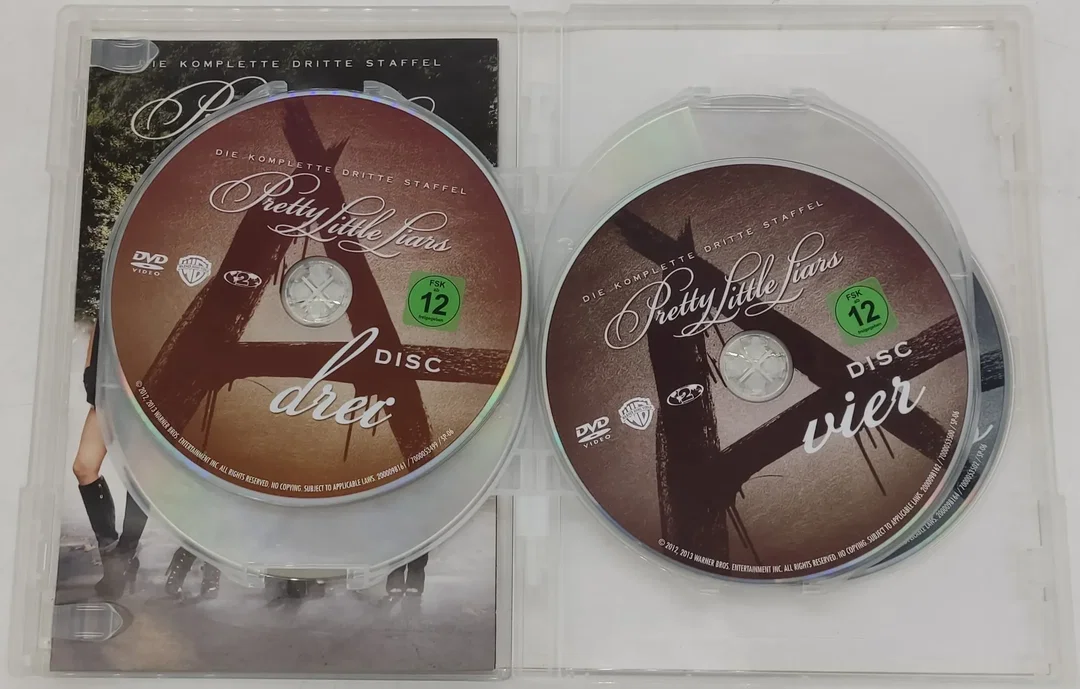 6 DVD's "Pretty Little Liars" Die komplette 3. Staffel  – Bild 5