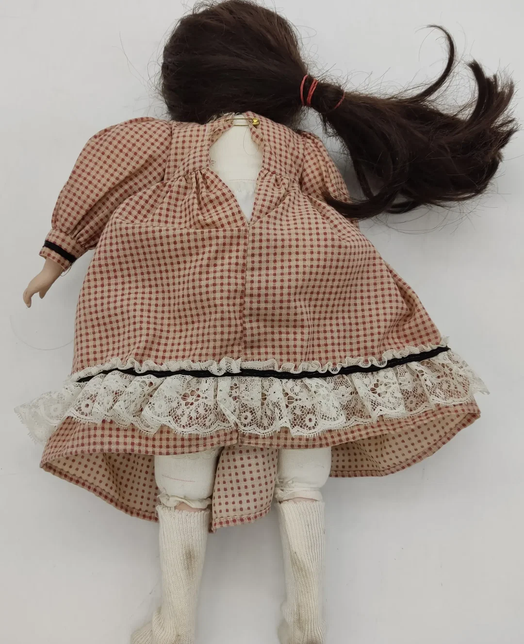 Vintage Porzellanpuppe mit Stoffkörper ca 38cm – Bild 3