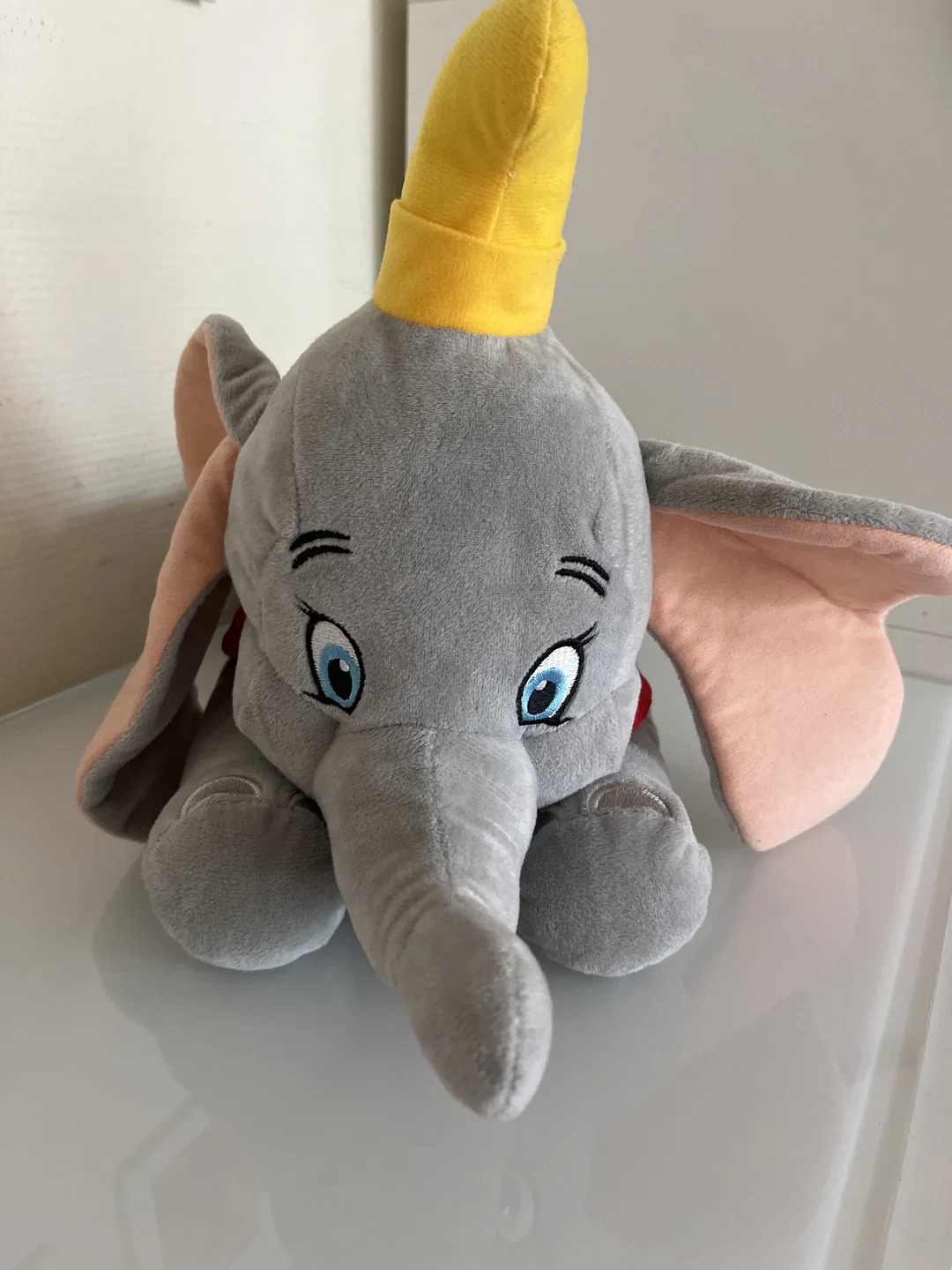 DISNEY DUMBO Kuscheltier mit Sound - 42cm - Fliegende Position – Bild 1