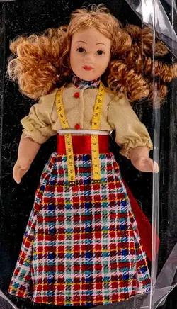  DE AGOSTINI Sammlerpuppe / Porzellanpuppe, Höhe 15cm - Bild 2