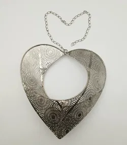 Herzen Kerzenleuchter aus Metall - hängend, dekorativ - Bild 1