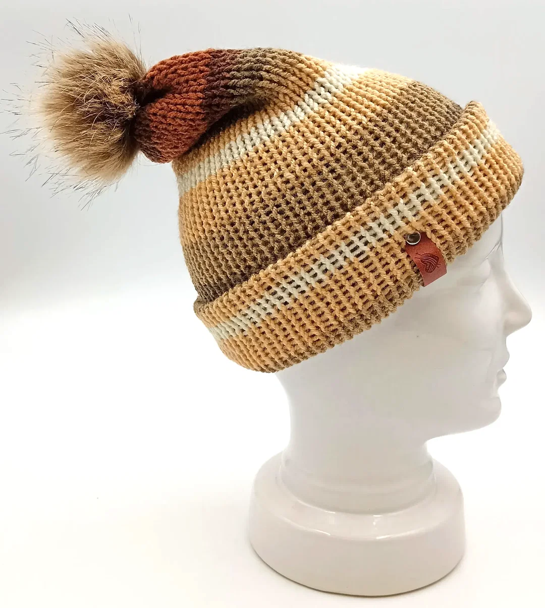 Handgestrickte Pudelmütze – Bild 1