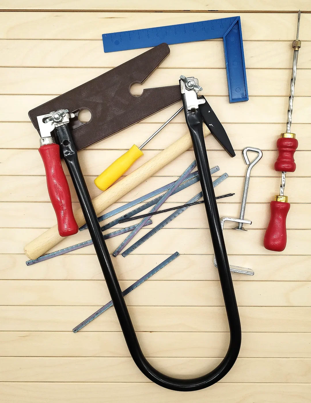 Laubsägeset Wisent (Bauhaus) Für Schule & Hobby | Bastel-Klassiker – Bild 1