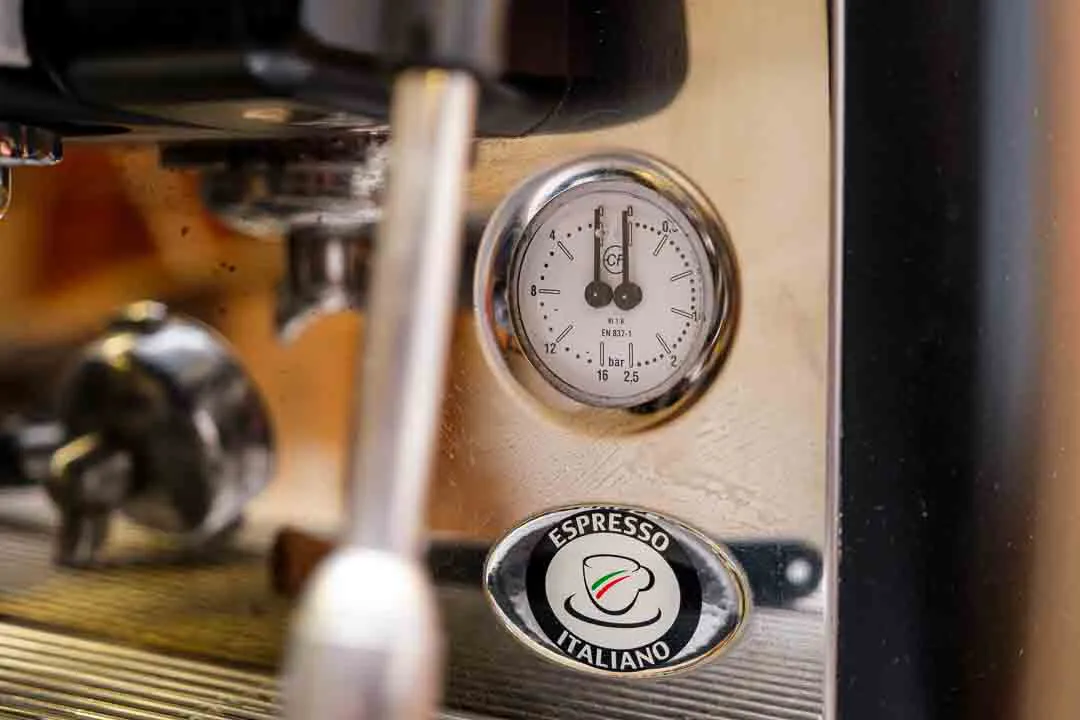 La Cimbali M26 professionelle 1-gruppige Gastro-Espressomaschine – Bild 2