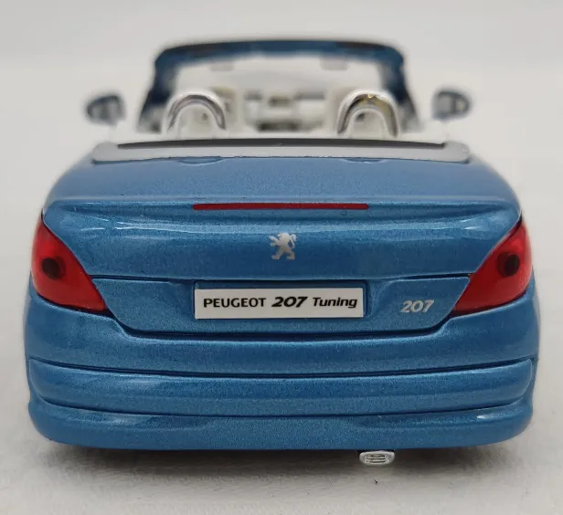 Burago - Peugeot 207 cc - Modellauto 1:32 – Bild 4