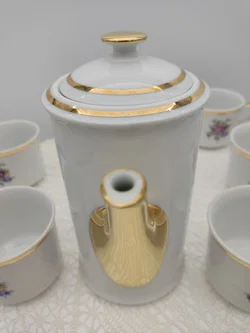  Porzellan-Teeservice mit Kanne & Milchkännchen, Goldrand | Vintage-Charme - Bild 12