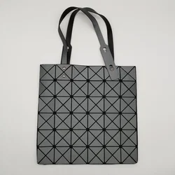 BAO BAO Issey Miyake "Lucent" Shopper/ Tote Bag | Silber Metallic | Neuwertig – Vorschau 2