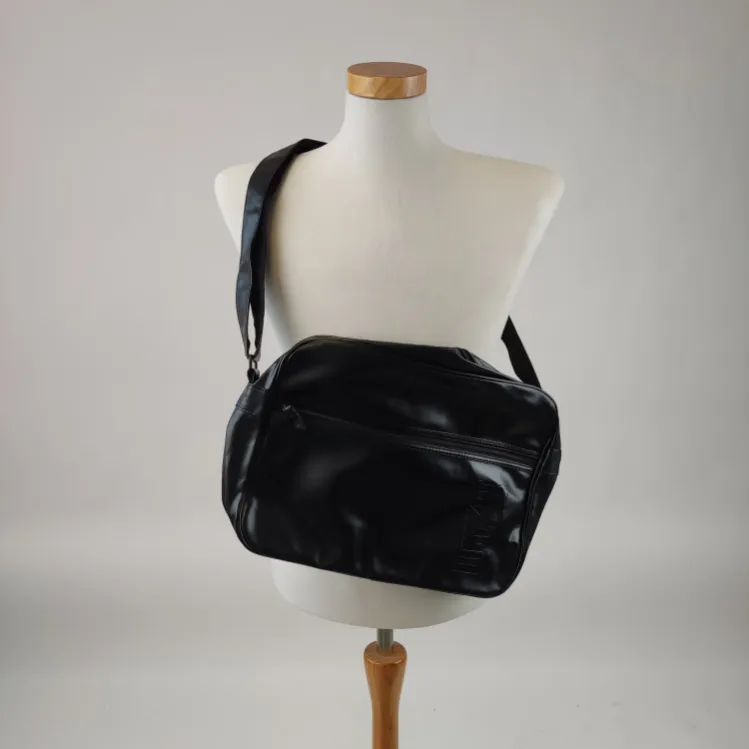 Walker Damen Umhängetasche schwarz - Bild 1