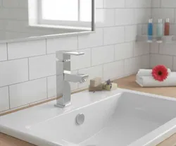 Badkomfort — Design-Waschtischarmatur Einhebelmischer, Chrom — Neu in OVP (Art. 110-0011, Barcode 4260105554976) - Bild 2