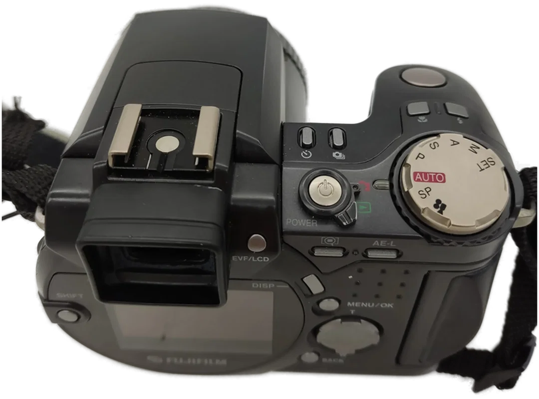 Foto Kamera Fuji FinePix 6900 Zoom  – Bild 2