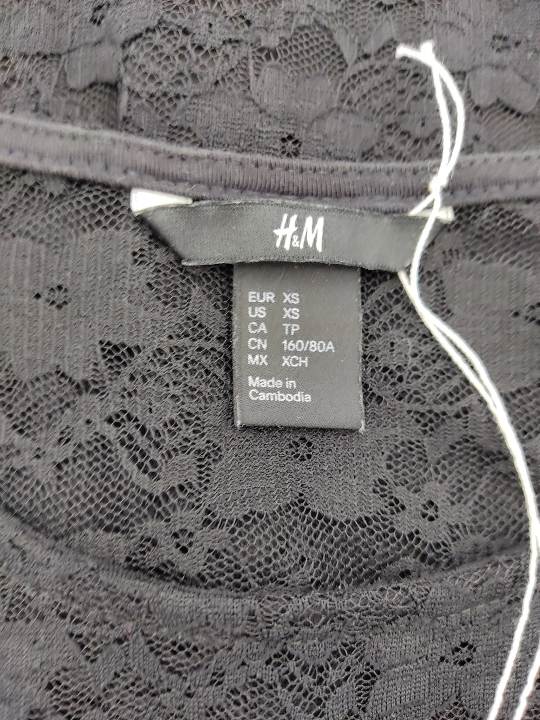 Minikleid H&M Spitze Neuwertig | Zarter Auftritt – Bild 3