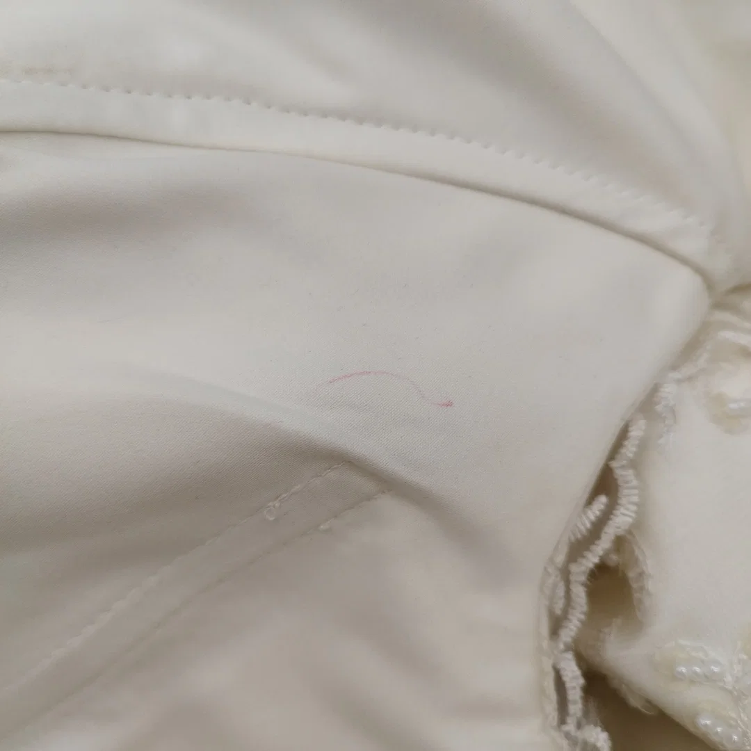 Modernes Brautkleid mit Steinchen - Maße angegeben – Bild 9