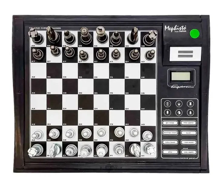 Spiel Schach Saitek Mephisto sprechender Schachtrainer Kasparov mit Beschreibung / Schachcomputer - Bild 3