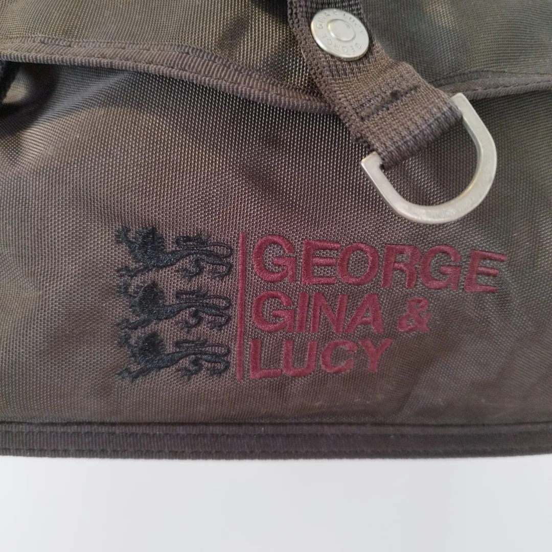George Gina & Lucy Schultertasche Braun | Urbaner Retro-Charme – Bild 3