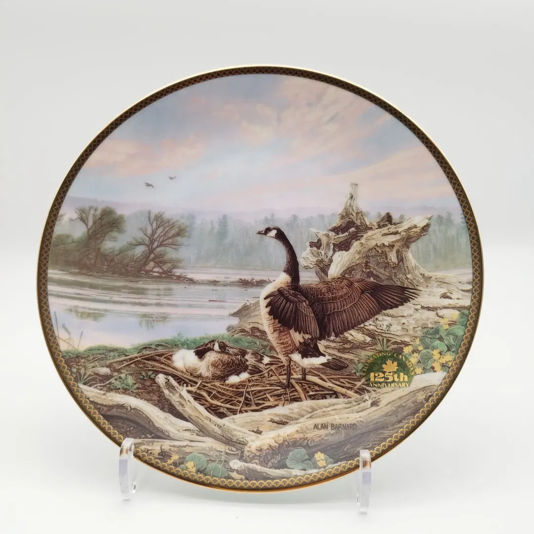 Sammlerteller Alan Bernard Porzellan At The Nest | Vintage-Schatz - Bild 1