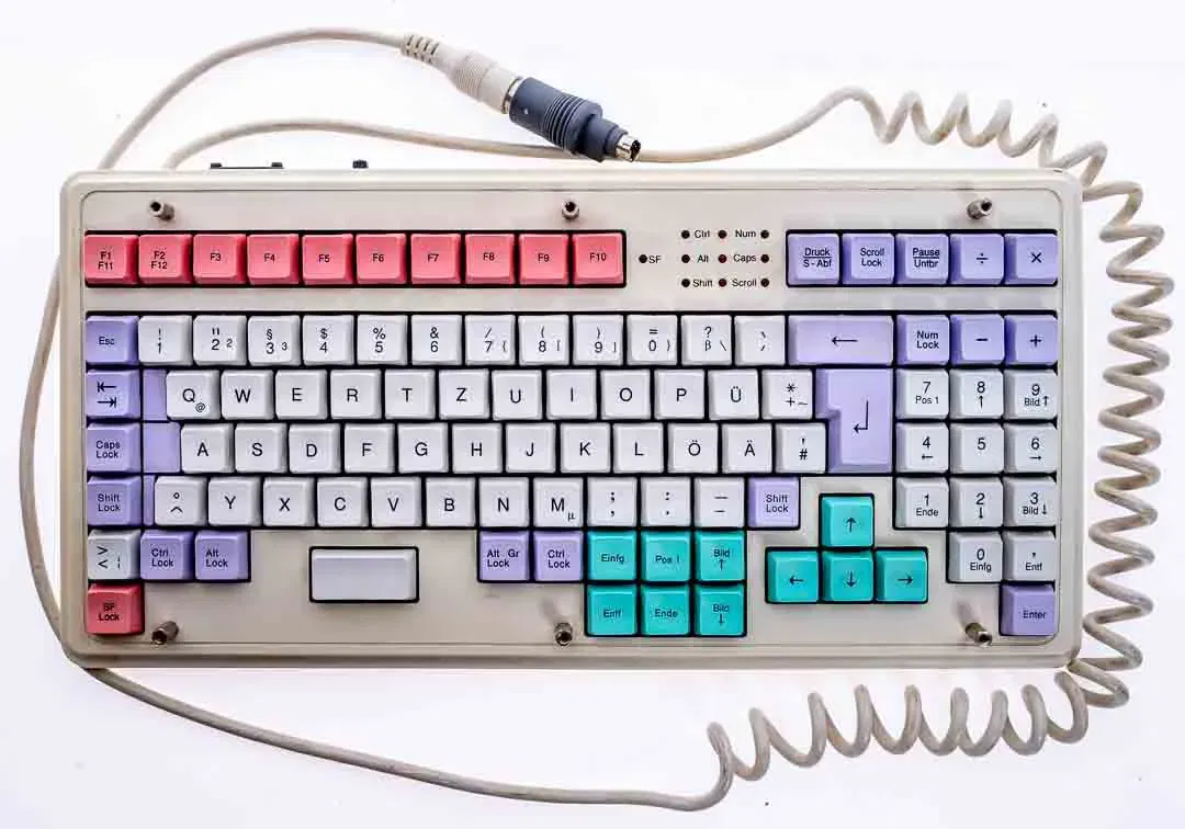 Vintage Serverraum Tastatur/Keyboard mit farbigen Tasten - Bild 4