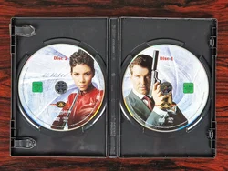 James Bond 007 - Stirb an einem anderen Tag - Film - DVD - Special Edition - Schuber - Bild 7