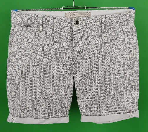 Guess - Damenshorts Gr. M - Bild 4