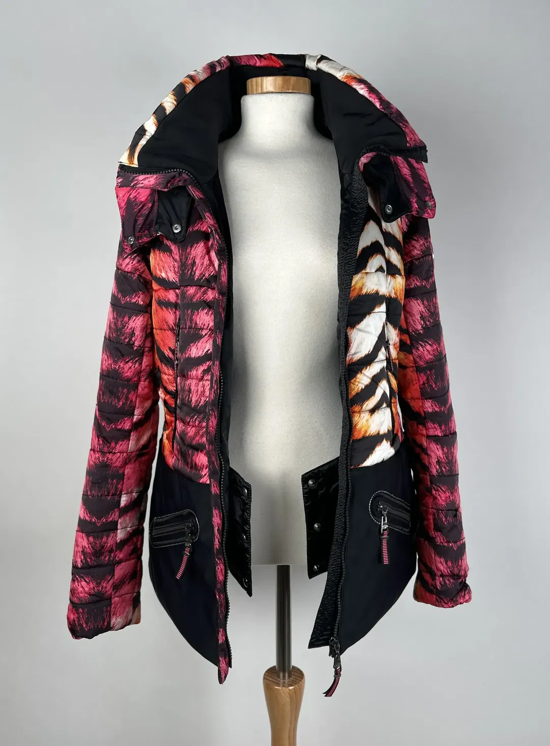 Sportalm - Damenjacke Gr. 42 - Bild 1