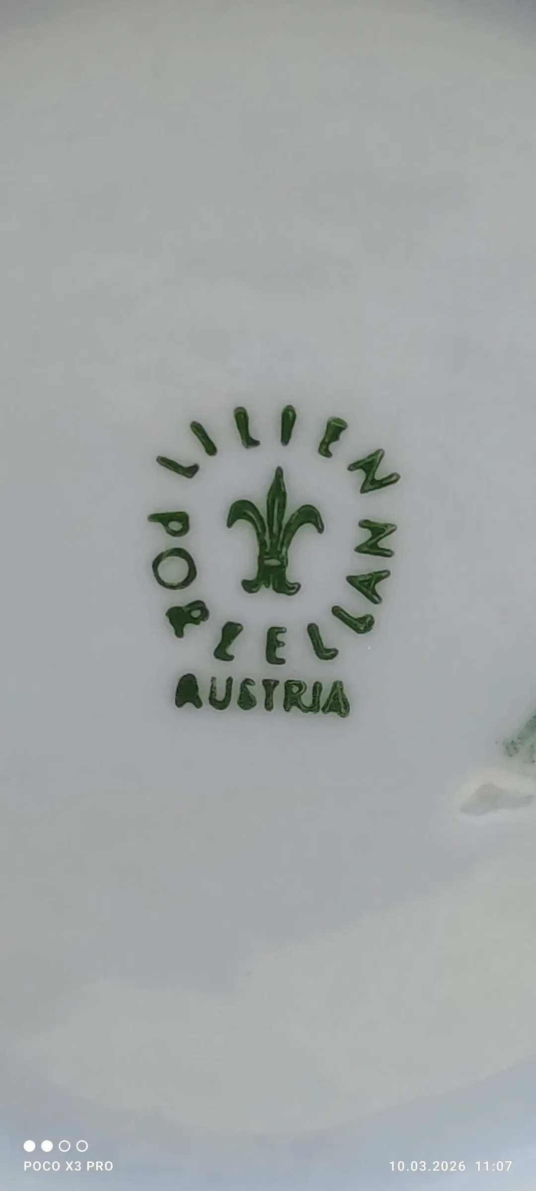 Lilien Porzellan Kleine Kanne 'Klagenfurt' Höe 12cm | Souvenir-Schatz – Bild 8
