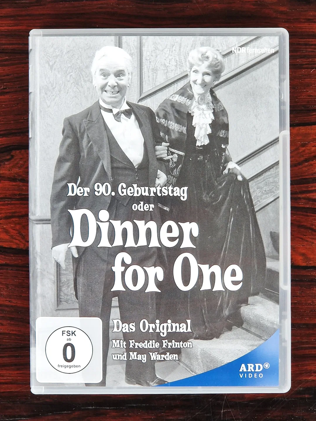 Der 90. Geburtstag oder Dinner for One - Film - DVD - Bild 1