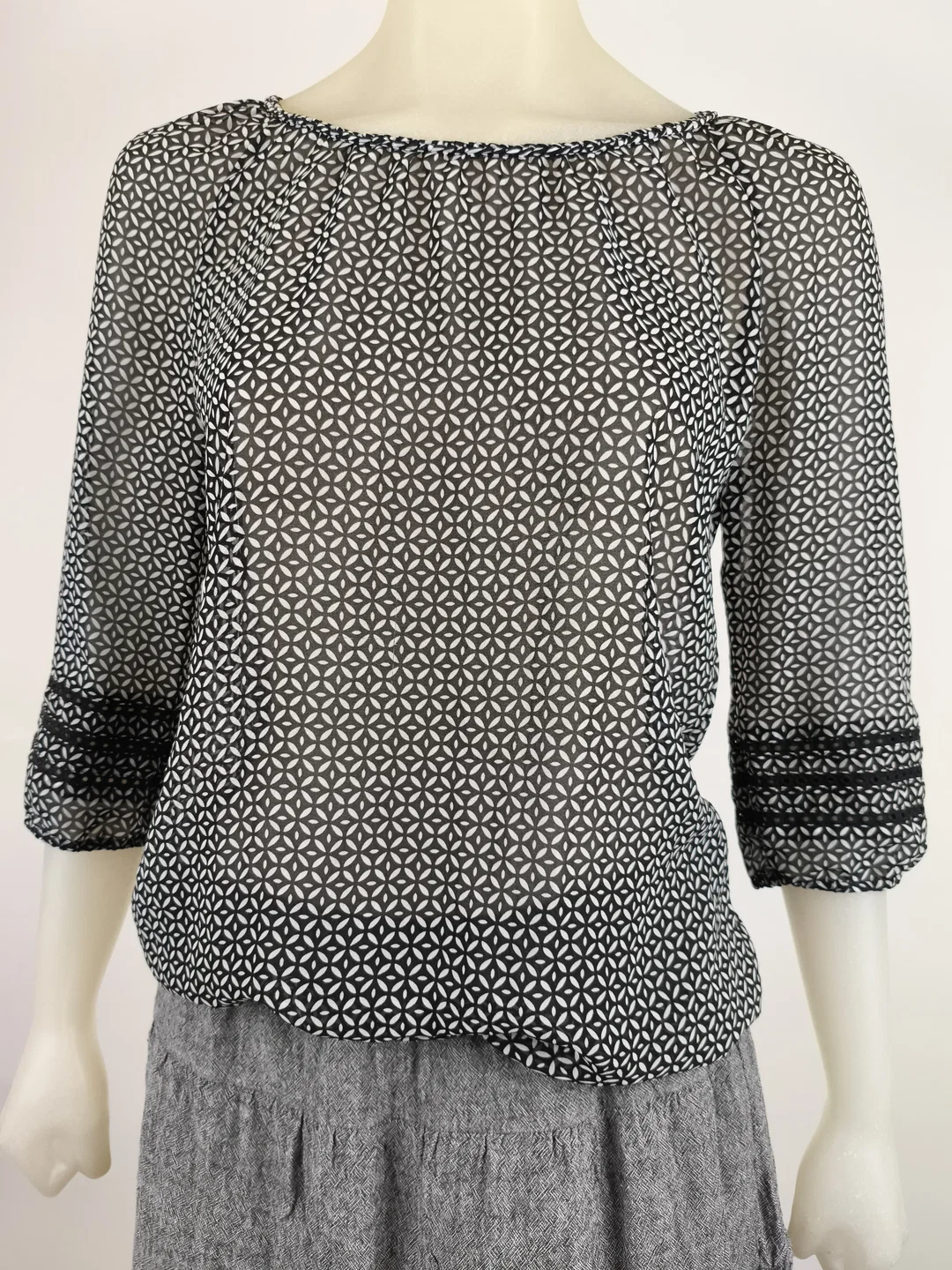 Esprit, Damenbluse, Gr. 36 - Bild 4