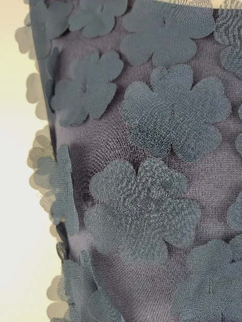Kleid "H&M", ärmellos mit Rundhalsausschnitt, dunkelblau mit aufgenähten Blumen, Größe S – Bild 4