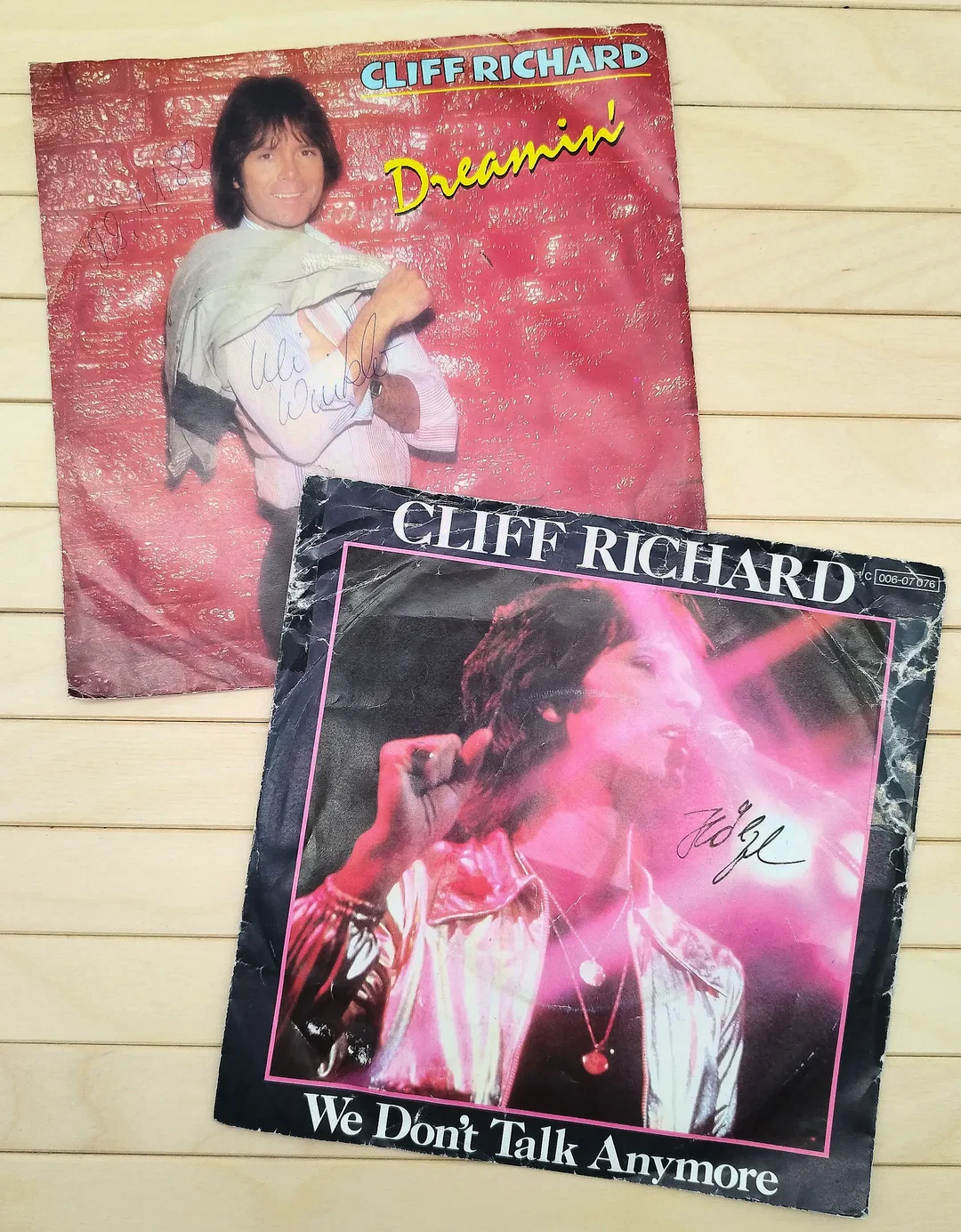 Cliff Richard, Vinyl Single, 2 Stück im Set  – Bild 1