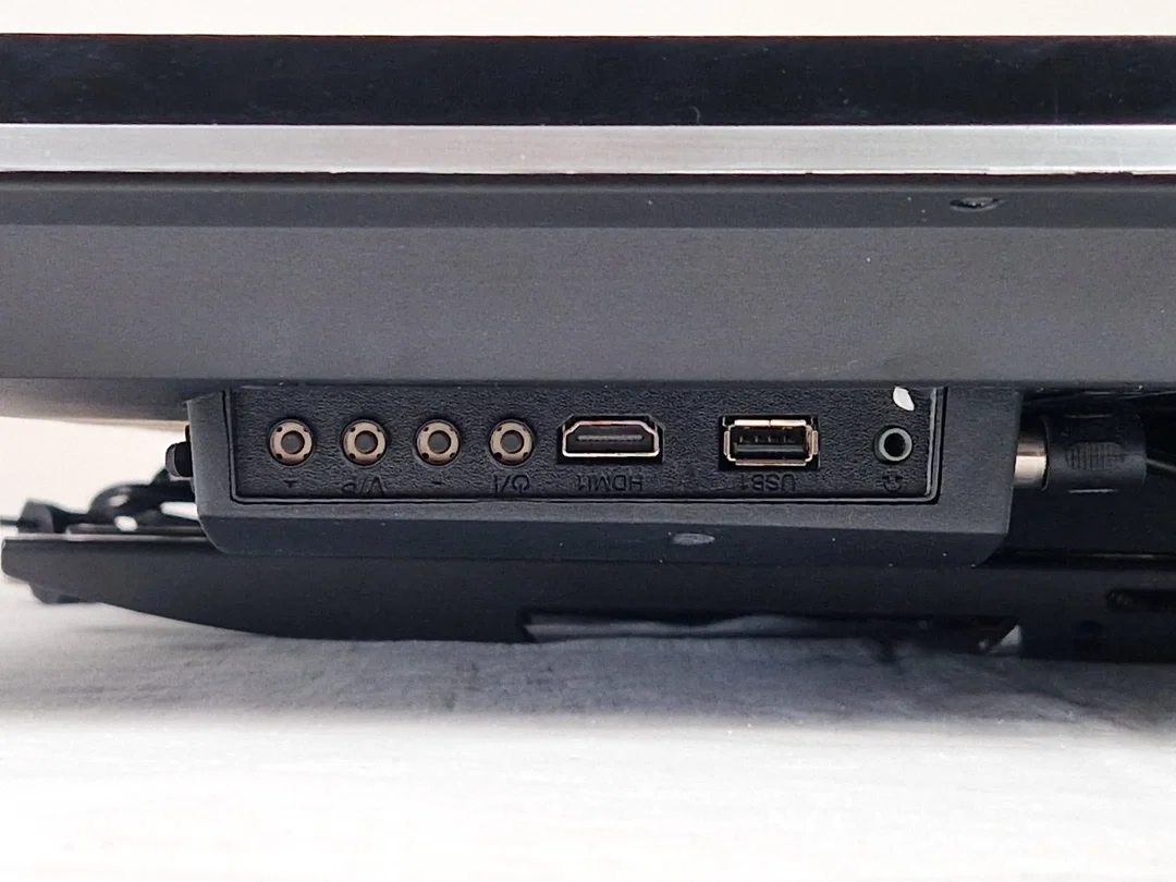 Grundig 32GFB6822 LED Fernseher - Schwarz – Bild 4