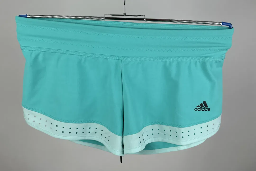 Adidas - Damenshorts Gr. S - Bild 4