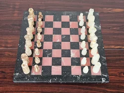 Hochwertiges Schachspiel aus Marmor