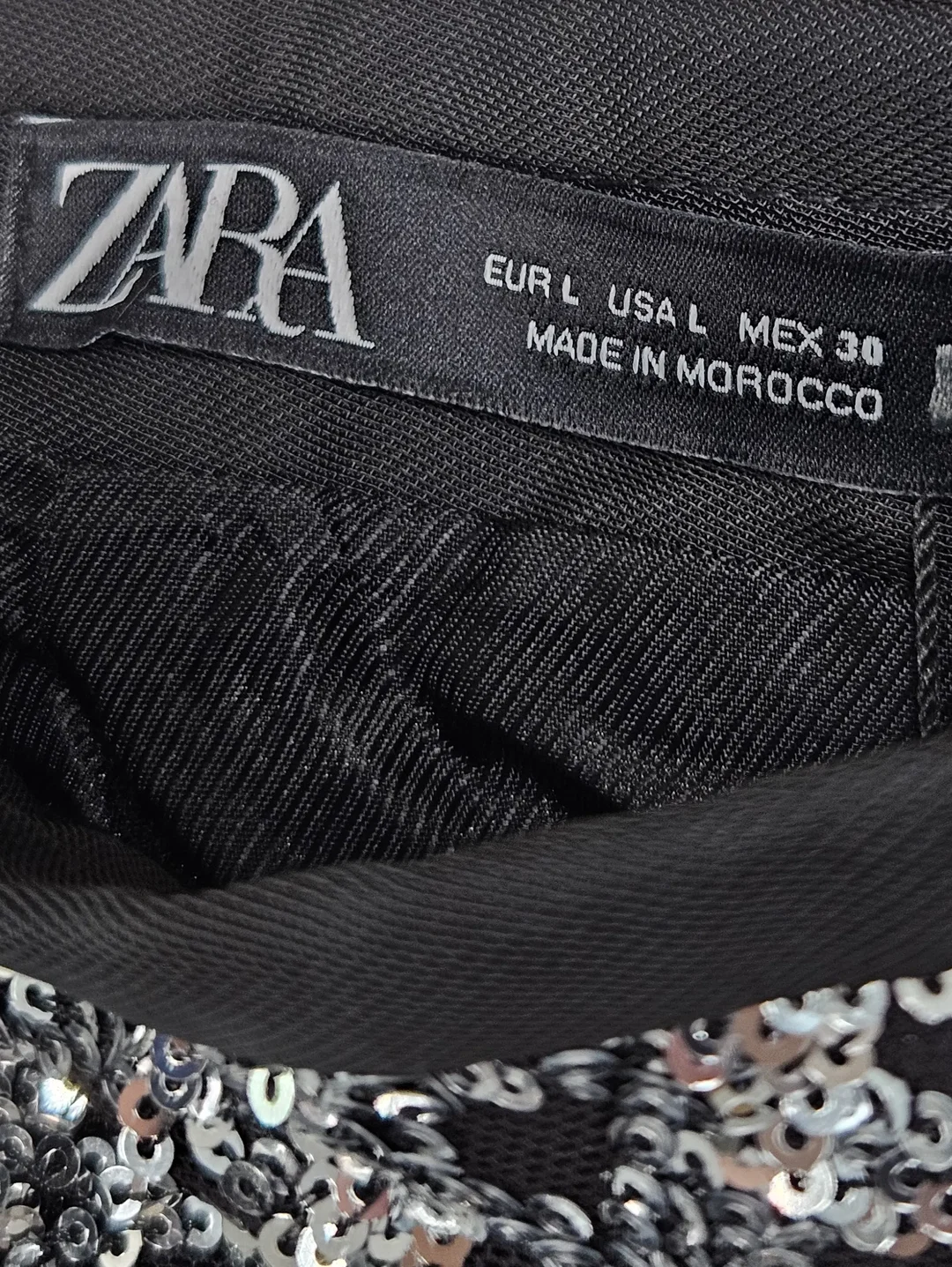 ZARA Damen Shorts mit Pailletten, schwarz - Gr. L – Bild 4