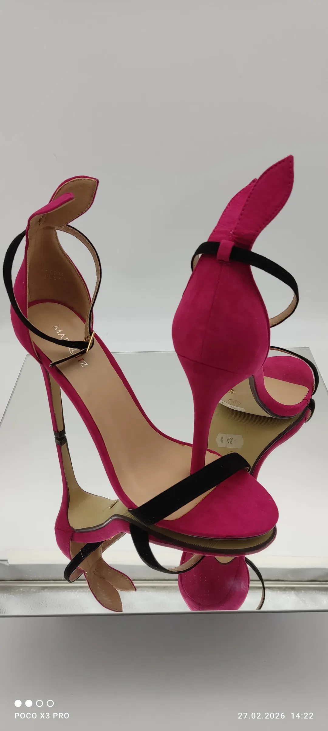 Marquiiz Sandalen mit Hasenohren-Details - Bild 4