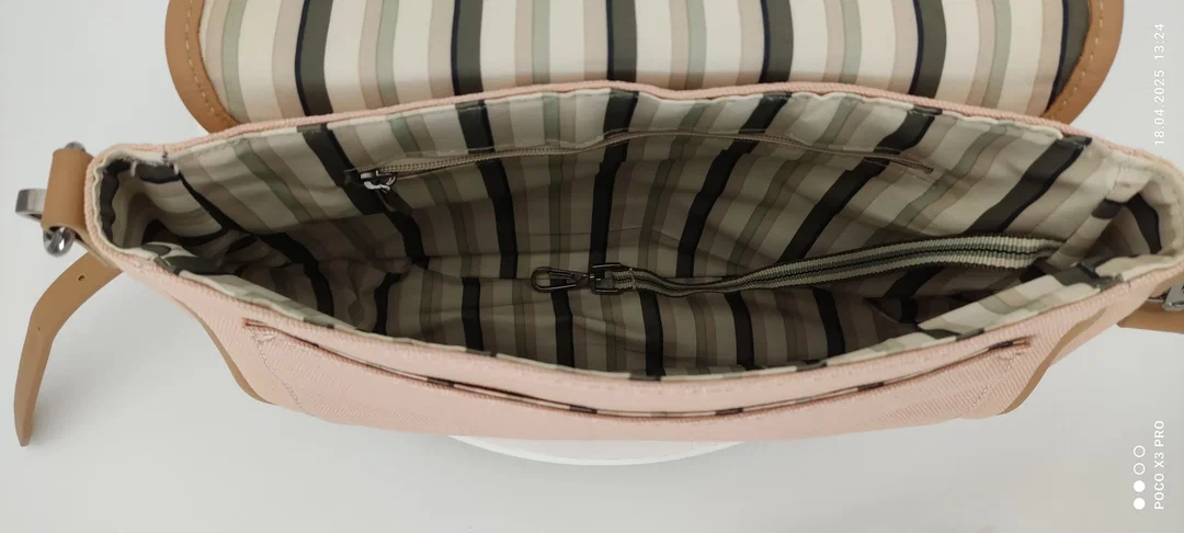 Esprit Saddle Bag aus Canvas, Handtasche in hellrosa – Bild 4