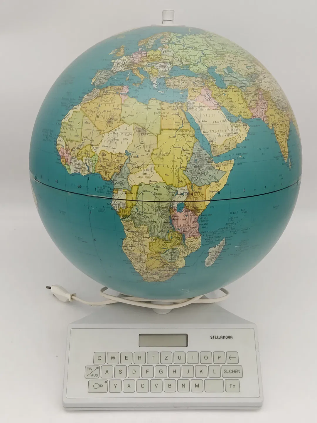 STELLANOVA 3000 Erd-/Leuchtglobus mit Tastatur (Computersystem) - Bild 2