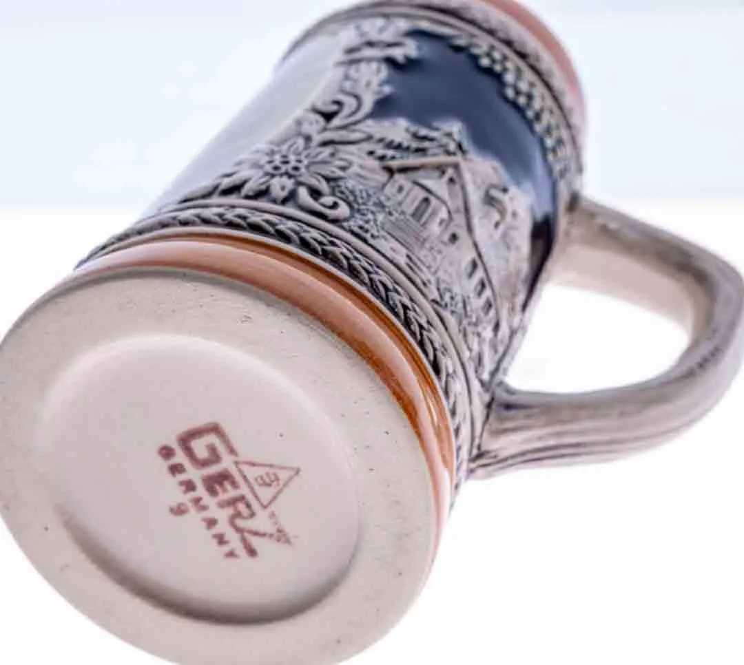 Bierkrug GERZ mit Stockschießmotiv und Kirchenmotiv, Höhe 14cm – Bild 3