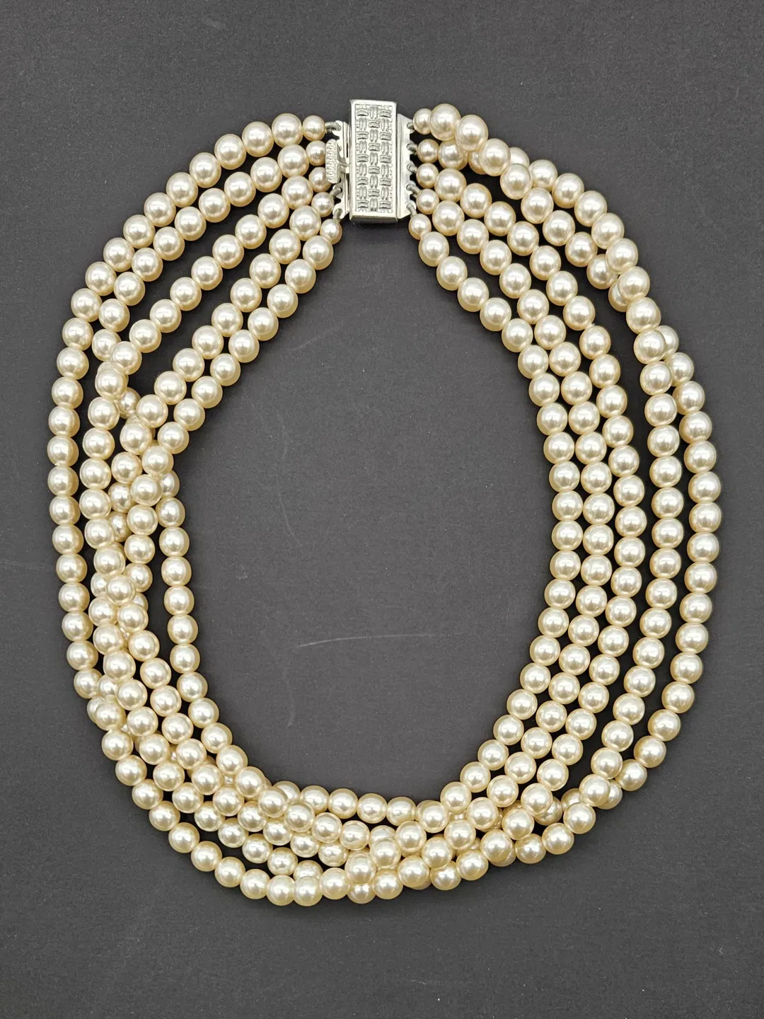 Modische Halskette - Perlenlook  - Bild 4