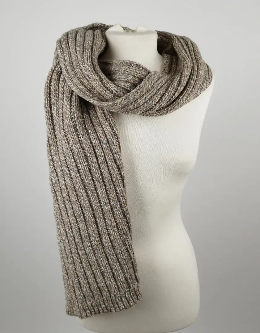 Pacific Trail Strickschal - ca. 160cm lang - Bild 1