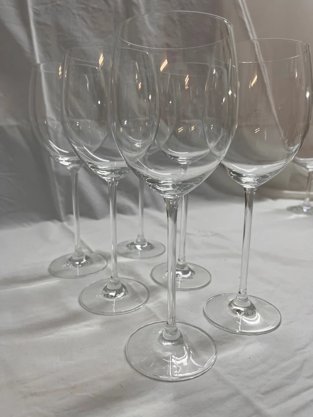 Set mit 6 hochwertigen Rotweingläsern aus Glas – Bild 3