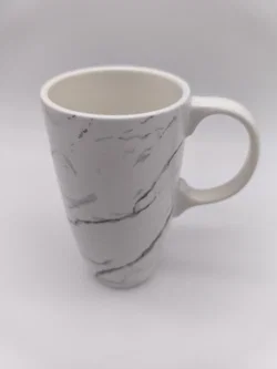 XXL Kaffeetasse in weißer Marmor-Optik – Vorschau 2
