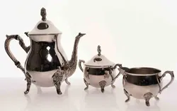 Versilbertes Tee-/Kaffeeservice – 3-teilig – Kanne, Zuckerdose & Milchkanne – barock inspiriert - Bild 2