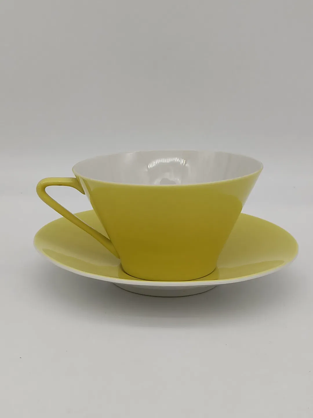 Lilien Porzellan Teetasse Gr. 22, gelb - Bild 4