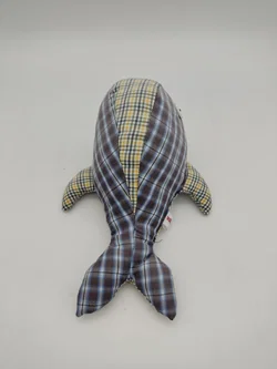 Kleiner Walfisch - handgenäht - Bild 3