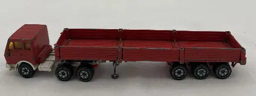 Siku Mercedes-Benz 2232 (320 PS) Sattelschlepper mit Planenauflieger - Bild 1