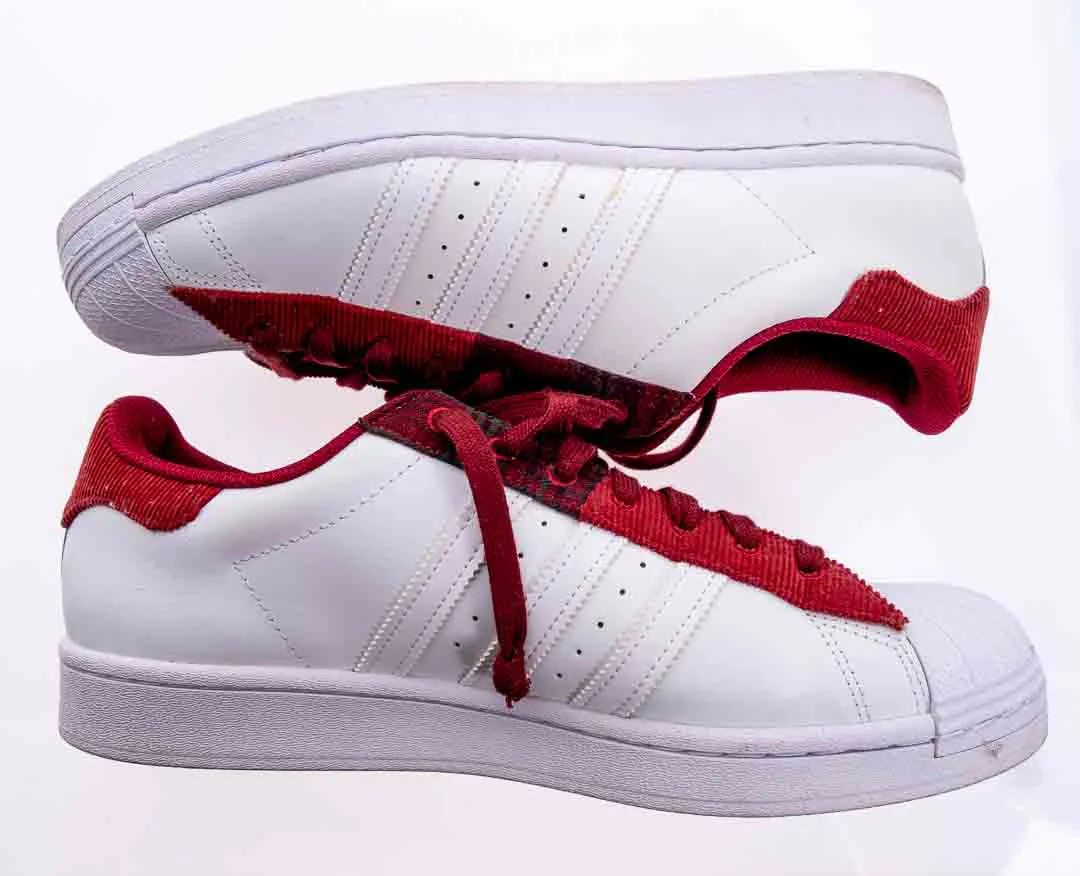 Adidas Superstar Herrensneaker in weiß-rot, Größe 44 2/3 – Bild 3