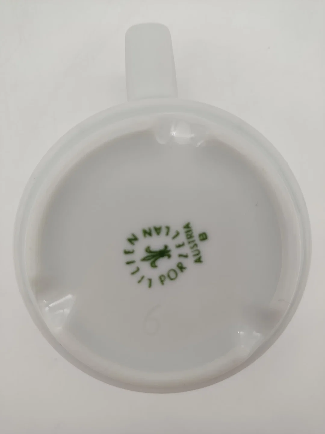  2 Stk. Lilien Porzellan Espressotassen und Untertassen – Bild 6