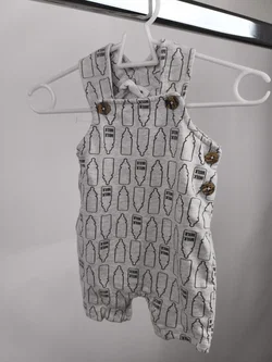 4er Set Latzhose Baby, Gr. 56 – Vorschau 3
