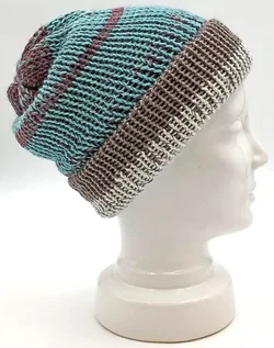 Handgestrickte Wendemütze